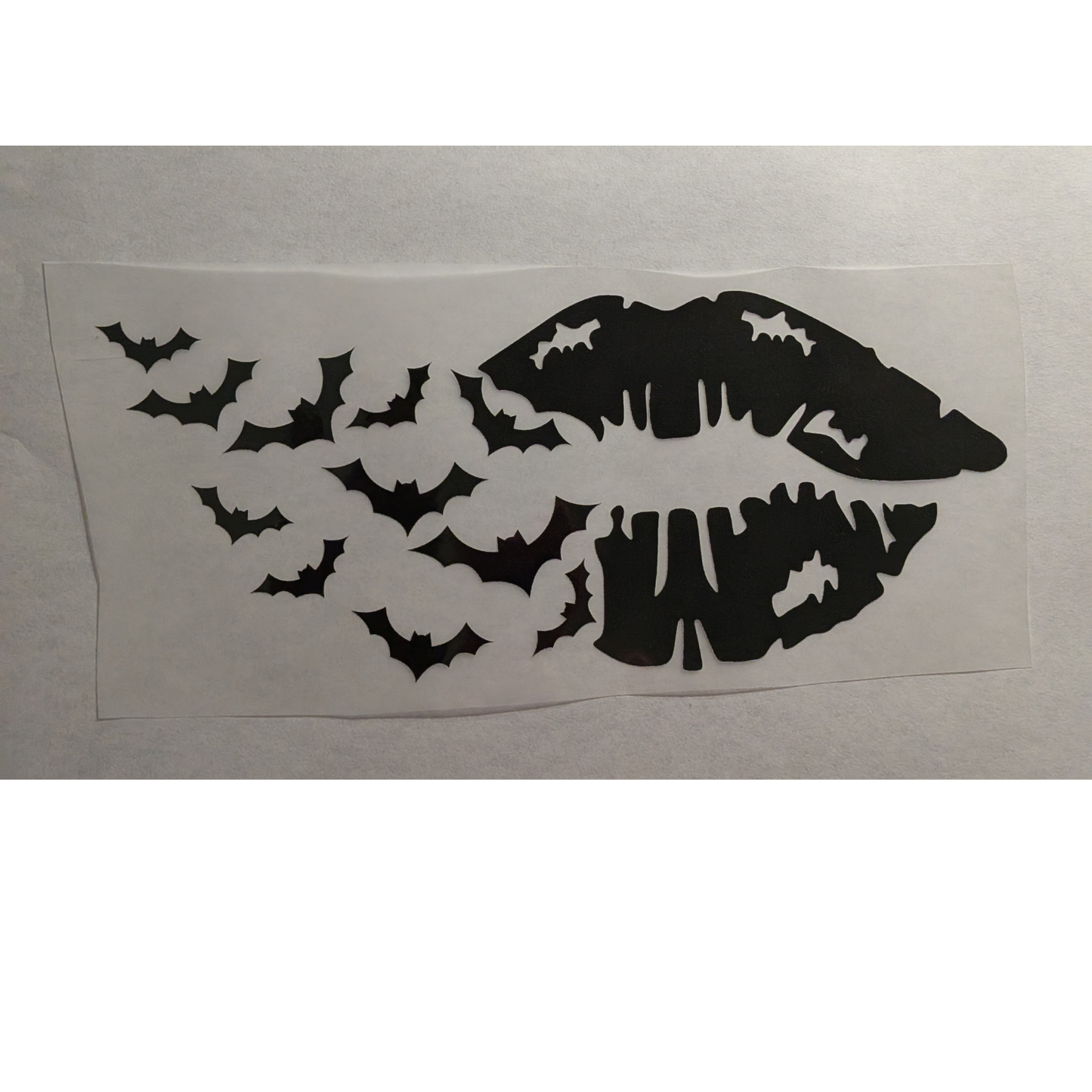 Batty lips - ready made print - Tshirt