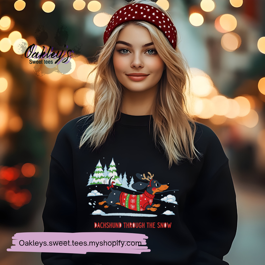 Dachshund in the snow | Crew neck