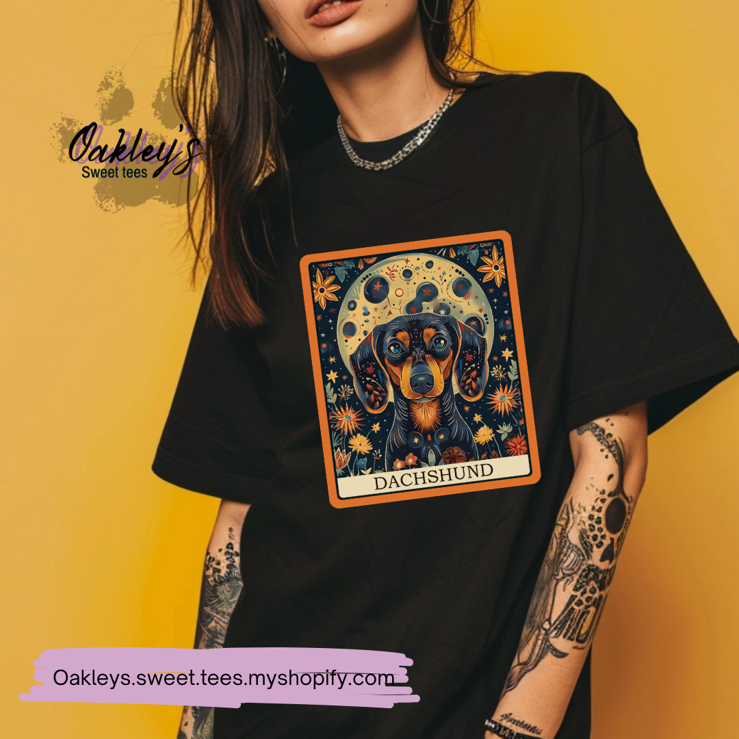 Dachshund Tarot Card | Tee
