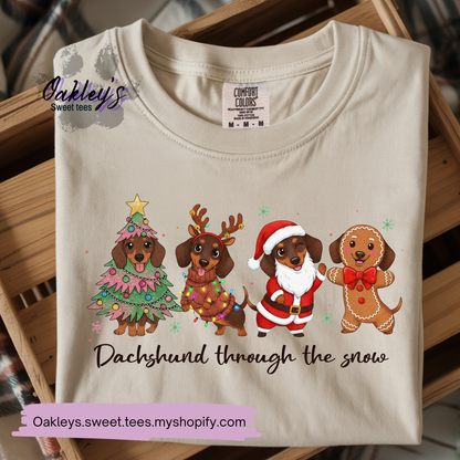 Dachshund through the snow | Tee