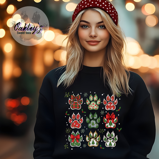 Holiday paw prints | Crew neck