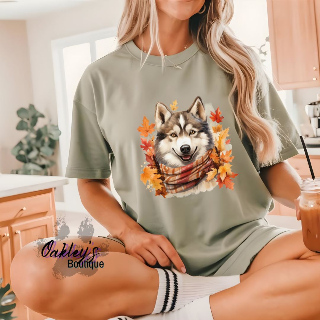 Husky| Tee