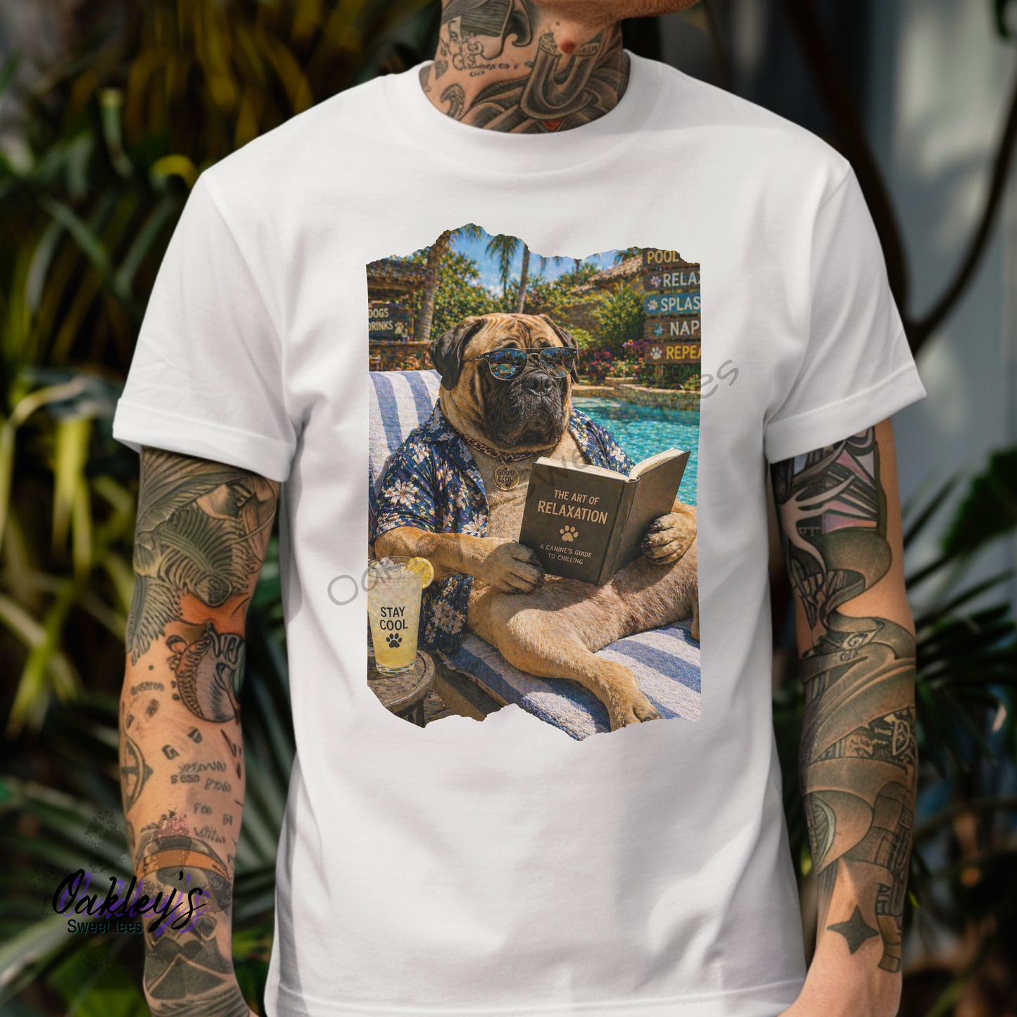 Poolside Mastiff | Tee