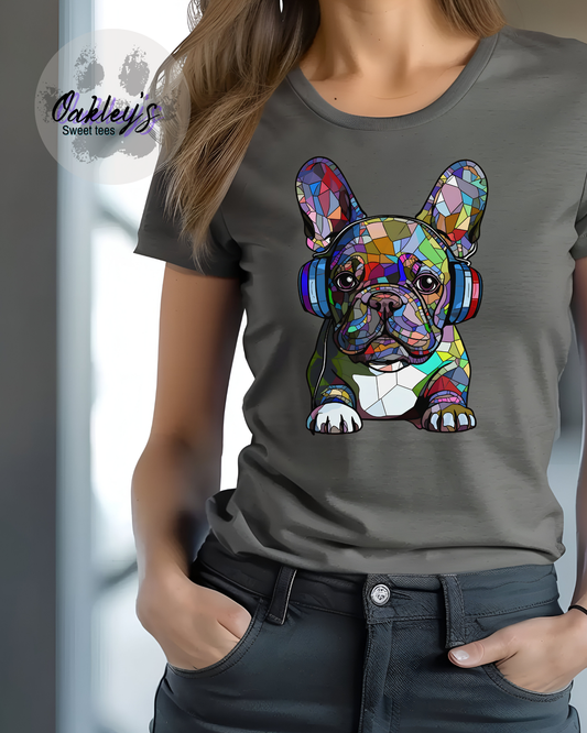 Frenchie with headphones | Tee