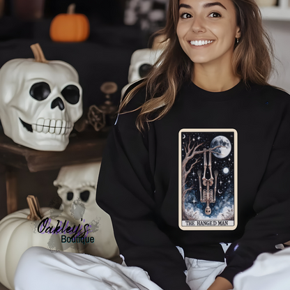 The Hanged man crew neck